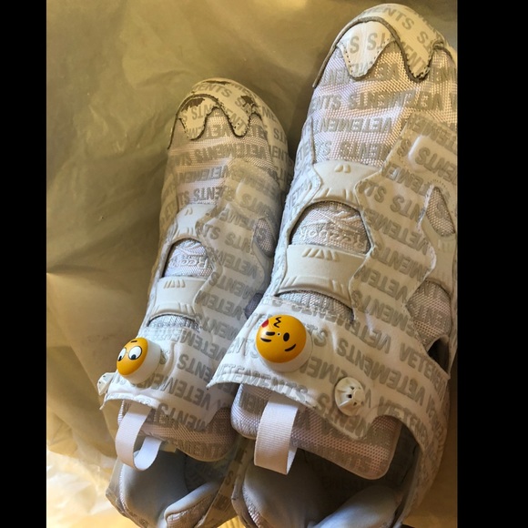 Vetements Logo Reebok White Emoji SIZE US 13 - Picture 9 of 14